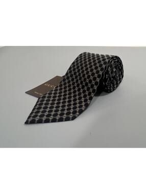 NEW WITH TAGS Gucci Men's Black & Gray Logo Argyle Silk Tie $249